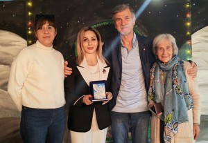 ПОЛЯ ЦОЛОВА ЗА ВТОРА ПОРЕДНА ГОДИНА С ОТЛИЧИЕ ОТ КОНКУРСА „ДОБРОГЛЕД“